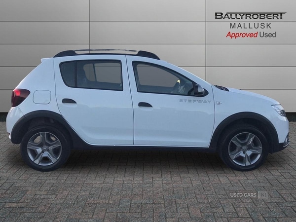 Used Dacia Sandero Stepway 2020 for sale - 76803003: Photo 9