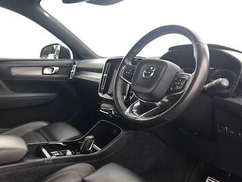 Used Volvo XC40 2021 for sale - 79699273: Photo