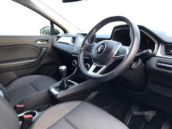 Used Renault Captur 2022 for sale - 77794646: Photo