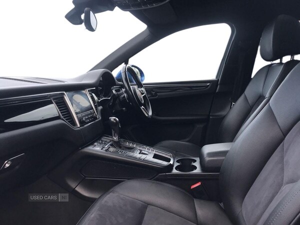 Used Porsche Macan 2016 for sale - 76976975: Photo 5