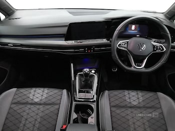 Used Volkswagen Golf 2024 for sale - 77613512: Photo