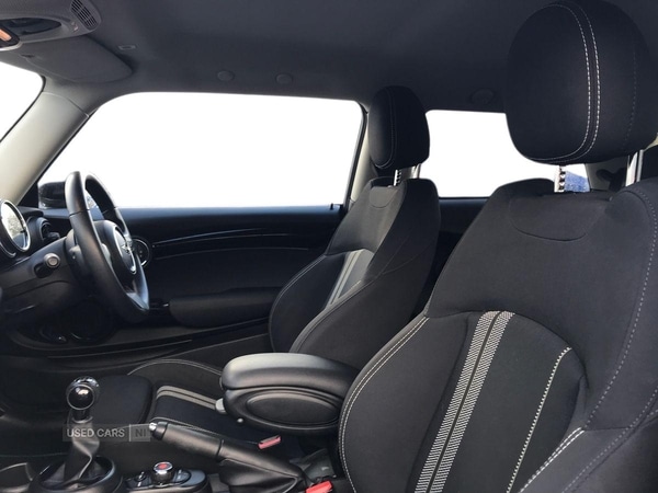 Used MINI Hatch 2021 for sale - 76825339: Photo 6