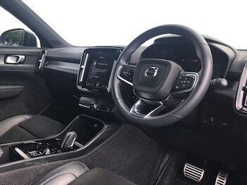 Used Volvo XC40 2021 for sale - 78785099: Photo