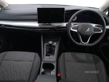 Used Volkswagen Golf 2024 for sale - 77560168: Photo