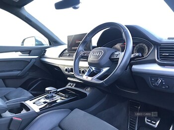 Used Audi Q5 2021 for sale - 76942750: Photo