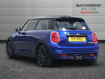 Used MINI Hatch 2019 for sale - 79256640: Photo