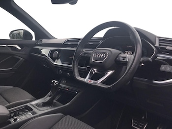 Used Audi Q3 2022 for sale - 79237514: Photo