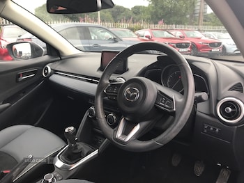 Used Mazda Mazda2 2021 for sale - 75340430: Photo