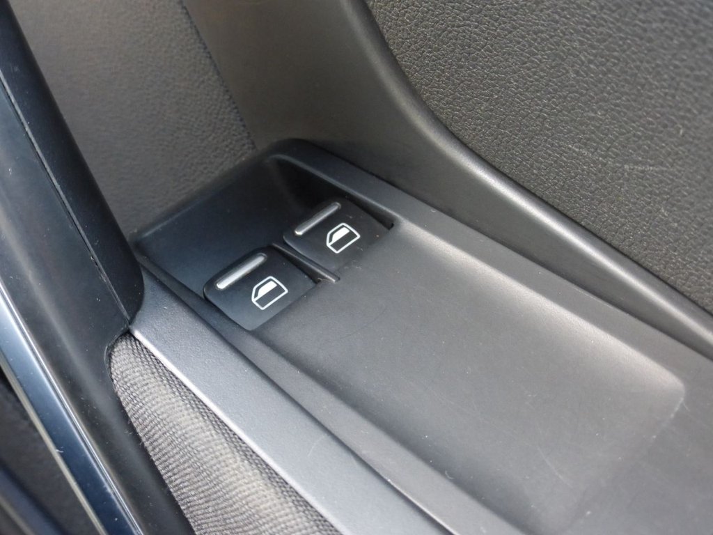 Used Volkswagen Beetle 2015 for sale - 75654405: Photo 28