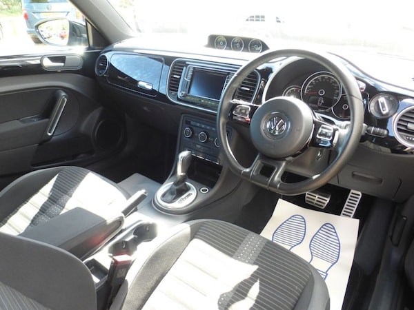 Used Volkswagen Beetle 2015 for sale - 75654405: Photo 5