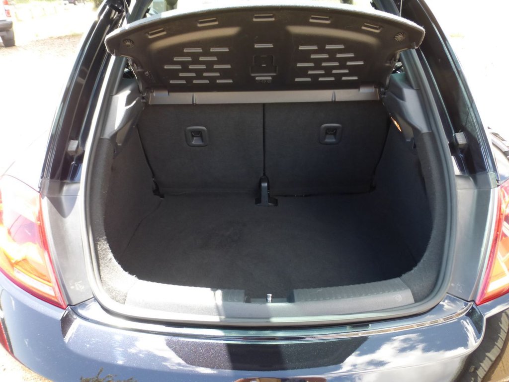 Used Volkswagen Beetle 2015 for sale - 75654405: Photo 9