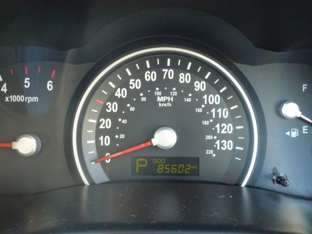 Used Kia Sedona 2011 for sale - 76950747: Photo 14