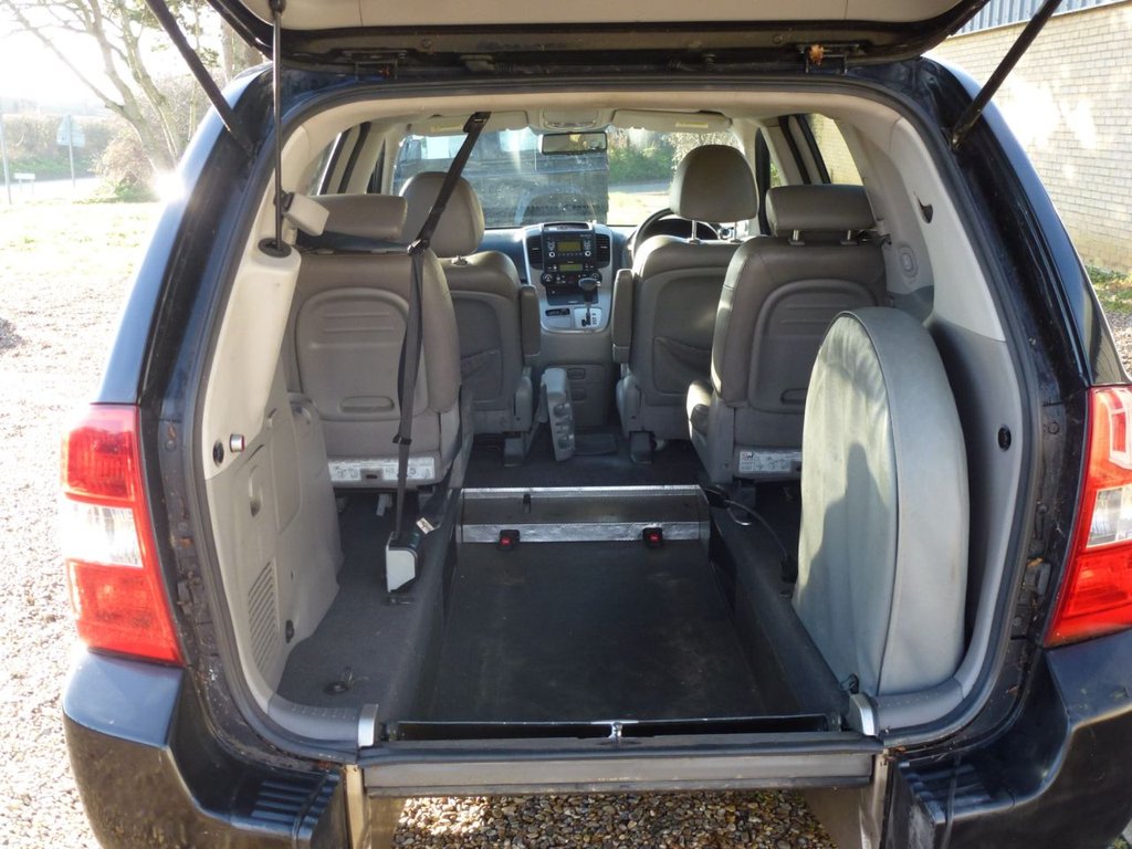 Used Kia Sedona 2011 for sale - 76950747: Photo 19