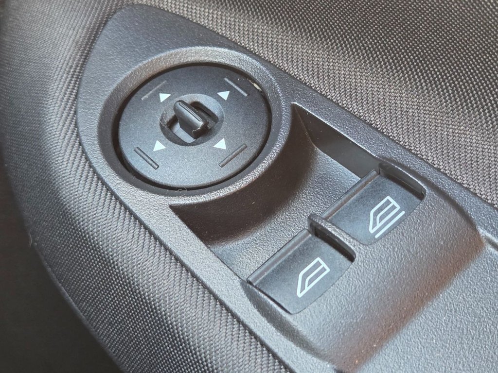 Used Ford C-Max 2016 for sale - 76304273: Photo 28