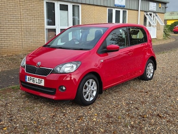 2016 (16) - 1.0 MPI GreenTech SE L 5dr