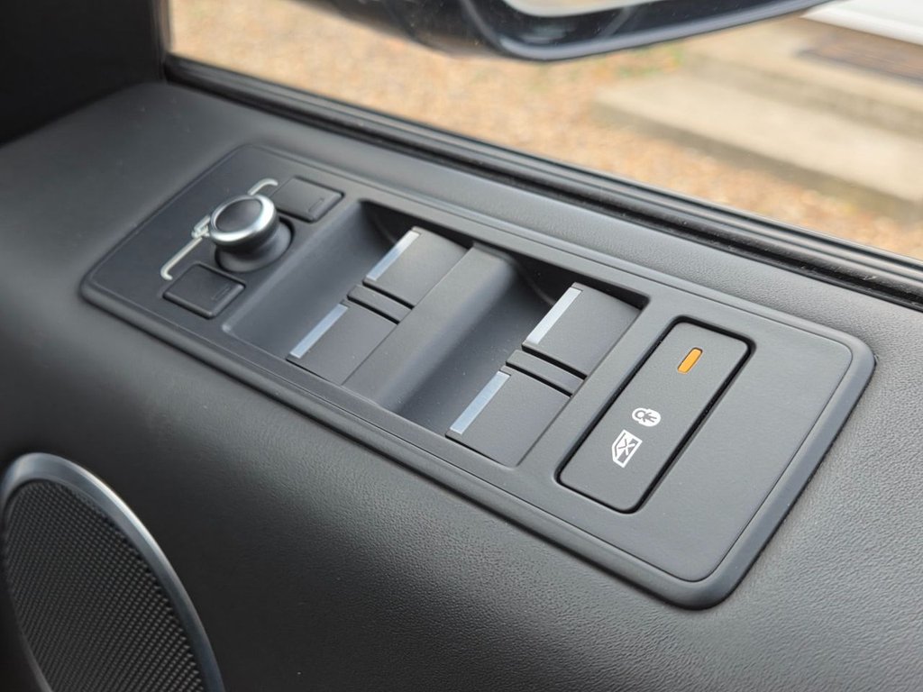 Used Land Rover Range Rover Sport 2016 for sale - 76368198: Photo 31