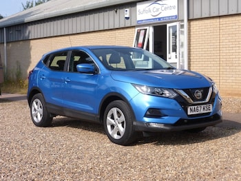 Used Nissan Qashqai 2017 for sale - 75488102: Photo