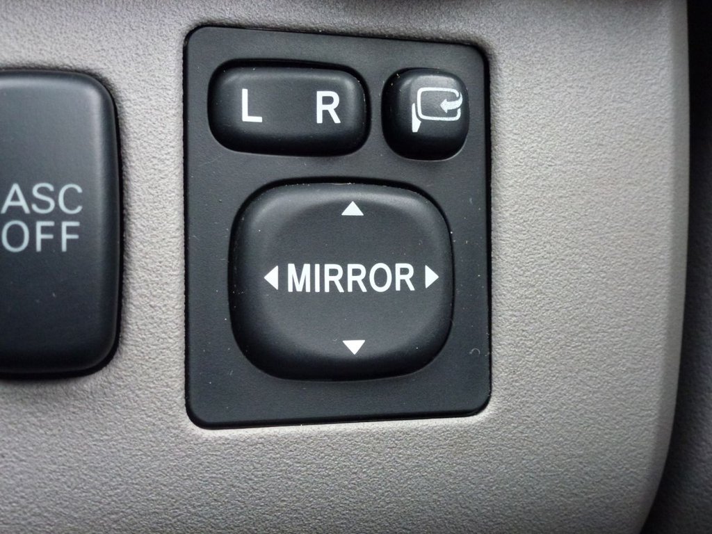 Used Mitsubishi L200 2011 for sale - 77464010: Photo 26