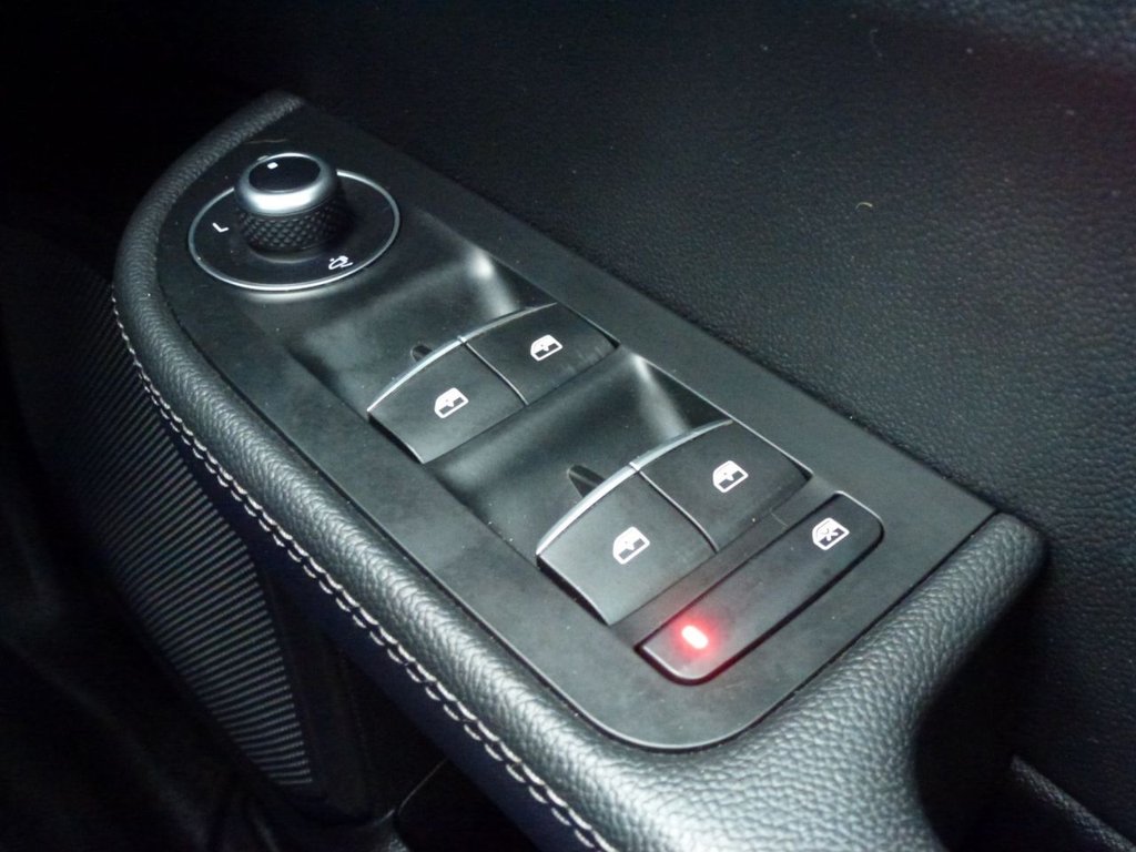 Used Alfa Romeo Giulia 2017 for sale - 77384162: Photo 22