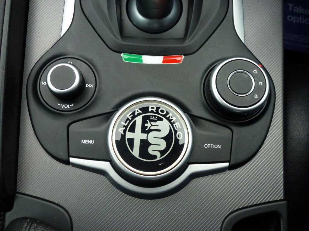 Used Alfa Romeo Giulia 2017 for sale - 77384162: Photo 29