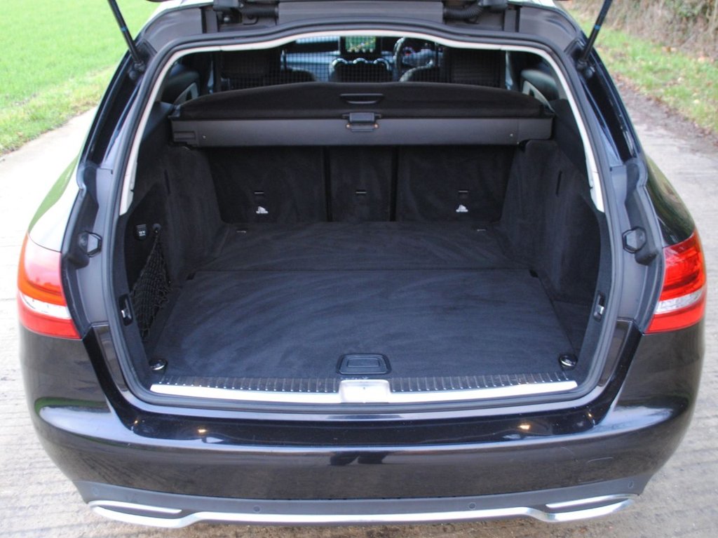 Used Mercedes-Benz C Class 2017 for sale - 77463726: Photo 22