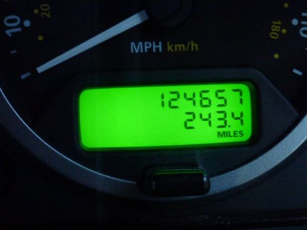 Used Land Rover Defender 2011 for sale - 71271058: Photo 24