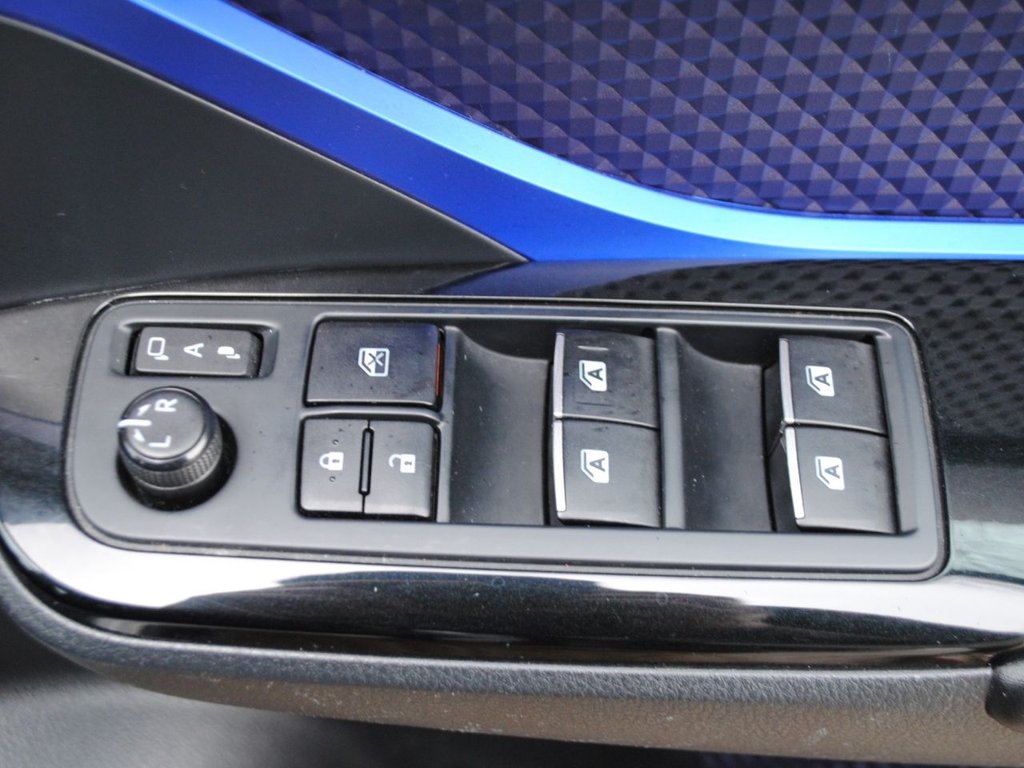 Used Toyota C-HR 2018 for sale - 77287717: Photo 26