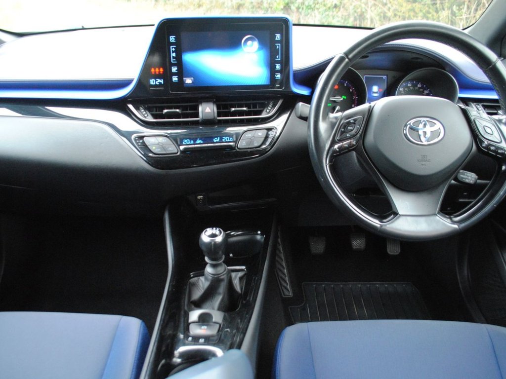 Used Toyota C-HR 2018 for sale - 77287717: Photo 5