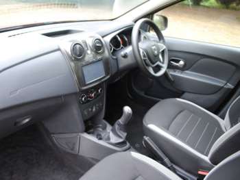 Used Dacia Sandero Stepway 2018 for sale - 74833731: Photo