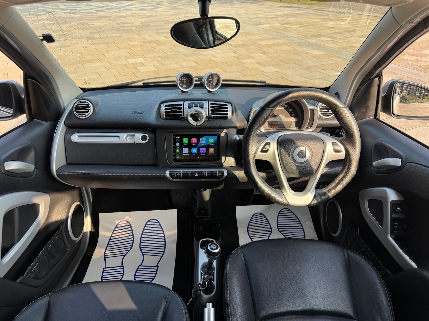 Vehicle 28