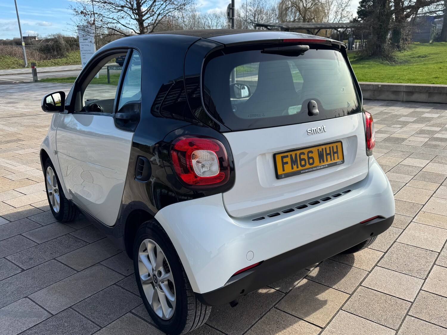 Used smart fortwo 2017 for sale - 77555670: Photo 6