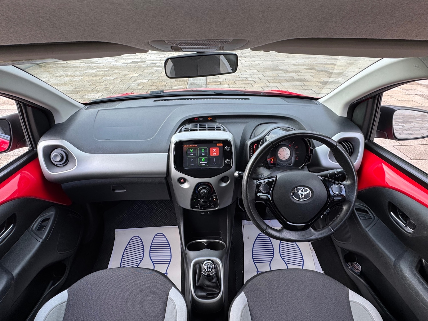 Used Toyota AYGO 2018 for sale - 76791654: Photo 27