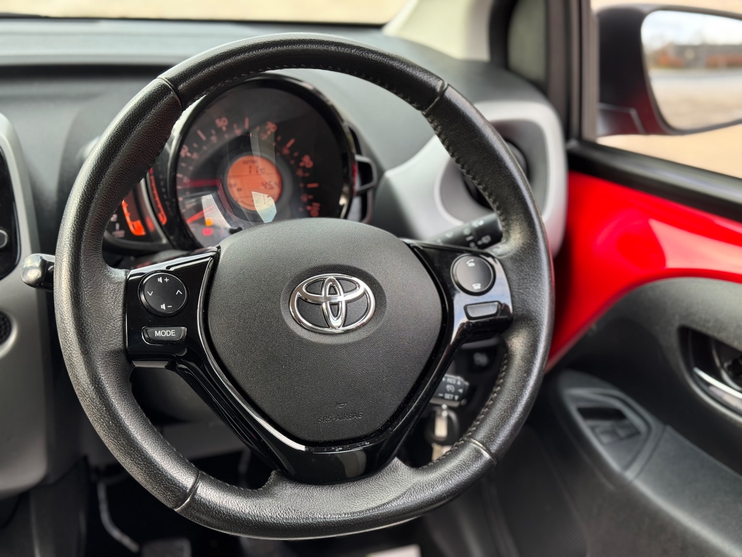 Used Toyota AYGO 2018 for sale - 76791654: Photo 31