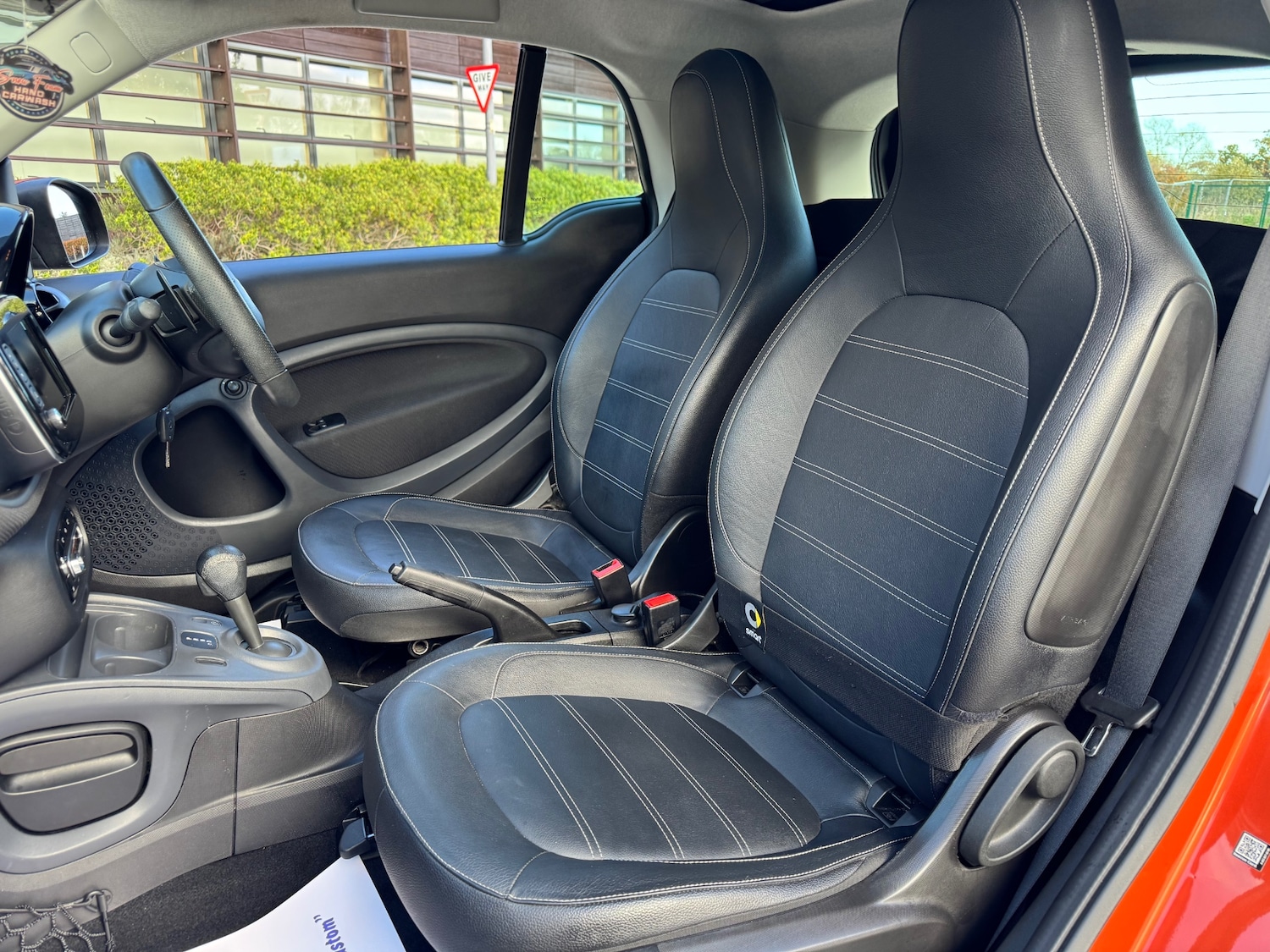 Used smart fortwo 2018 for sale - 76444680: Photo 12