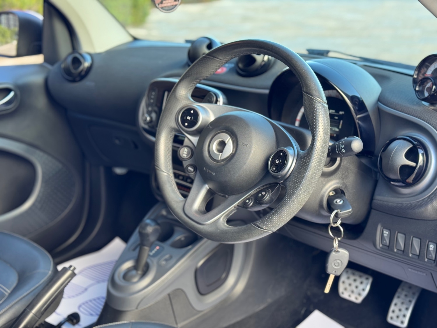 Used smart fortwo 2018 for sale - 76444680: Photo 25