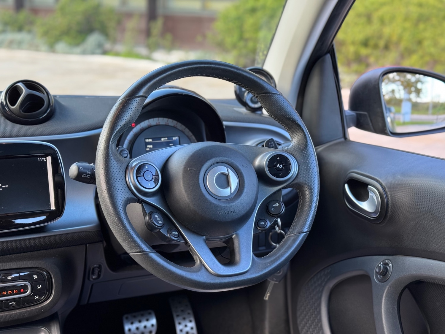 Used smart fortwo 2018 for sale - 76444680: Photo 28