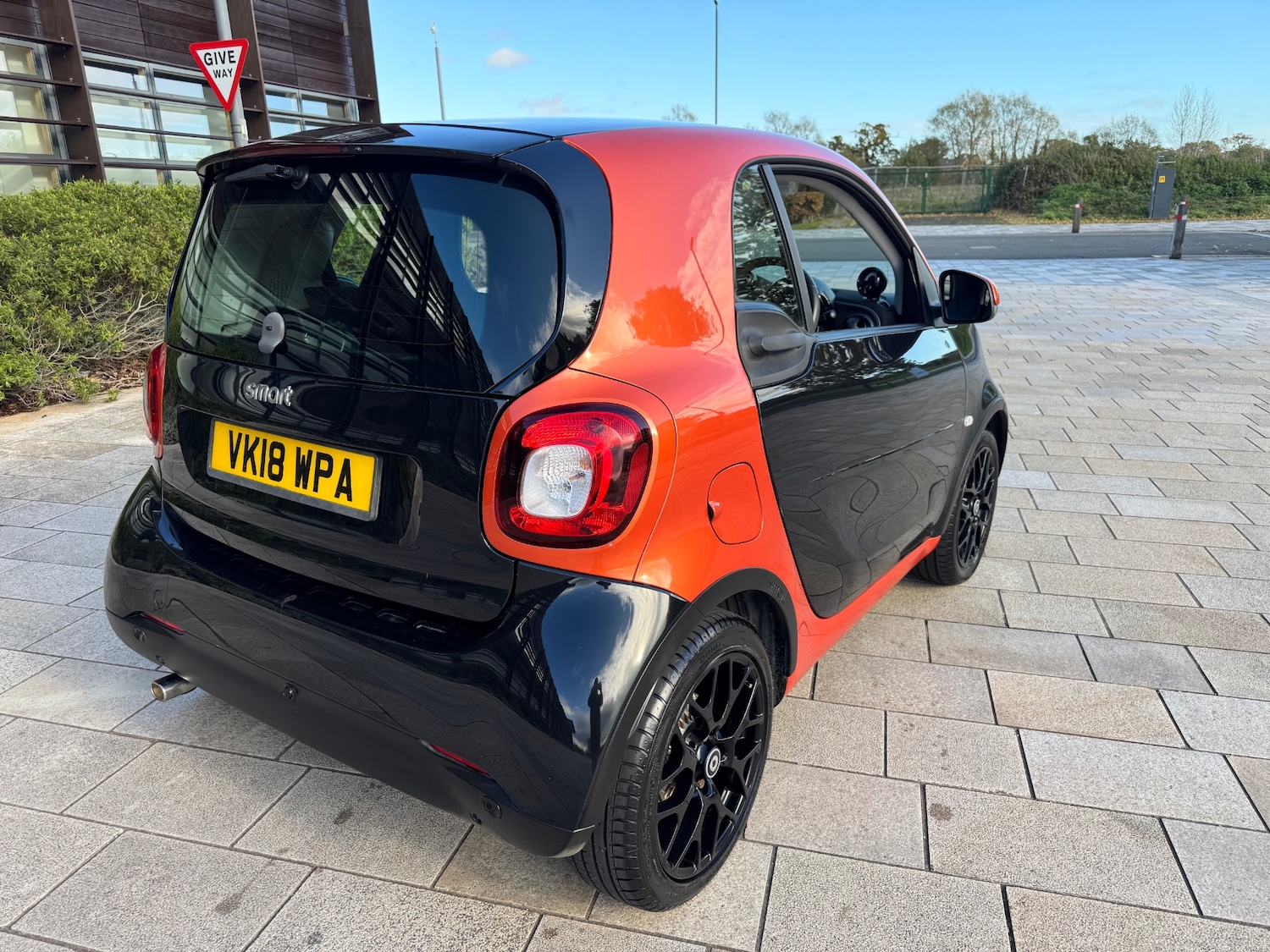 Used smart fortwo 2018 for sale - 76444680: Photo 7