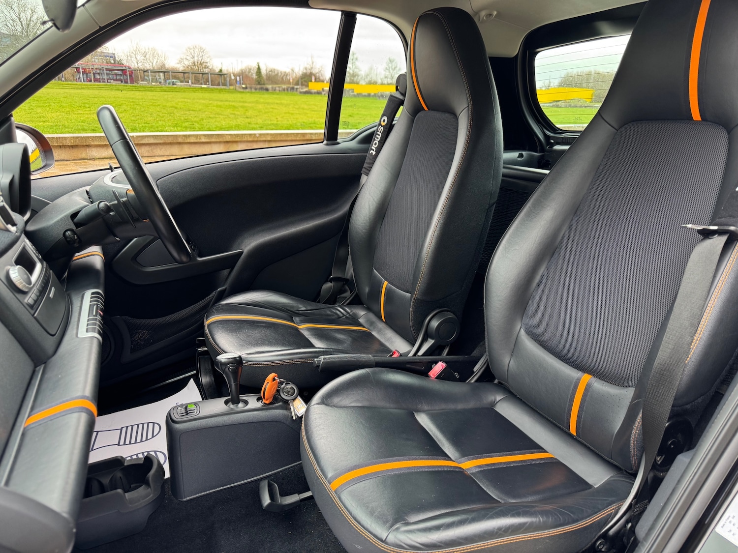 Used smart fortwo 2011 for sale - 77240760: Photo 12