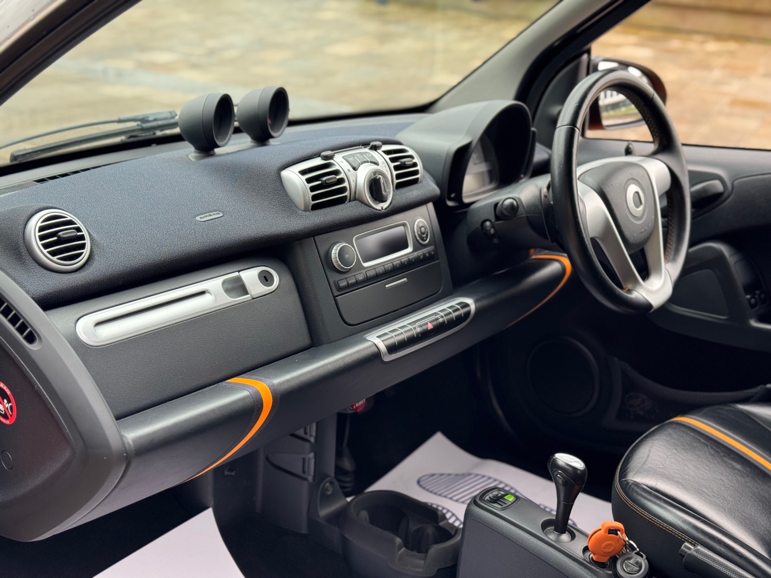 Used smart fortwo 2011 for sale - 77240760: Photo 30