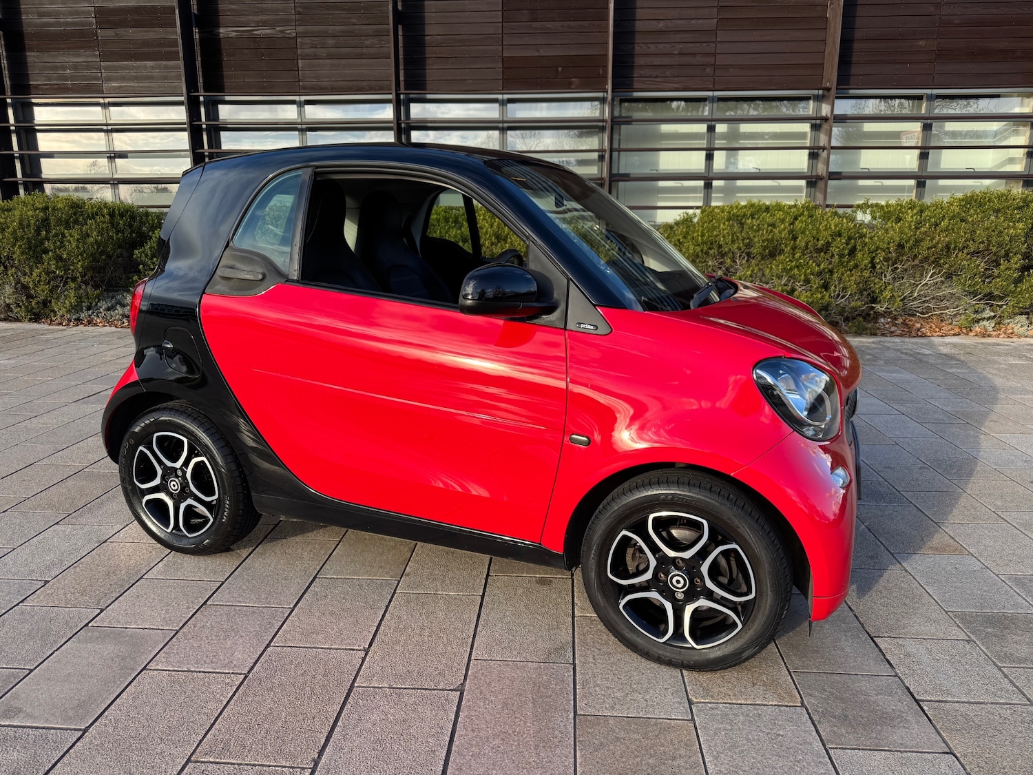 Used smart fortwo 2016 for sale - 76748971: Photo 1
