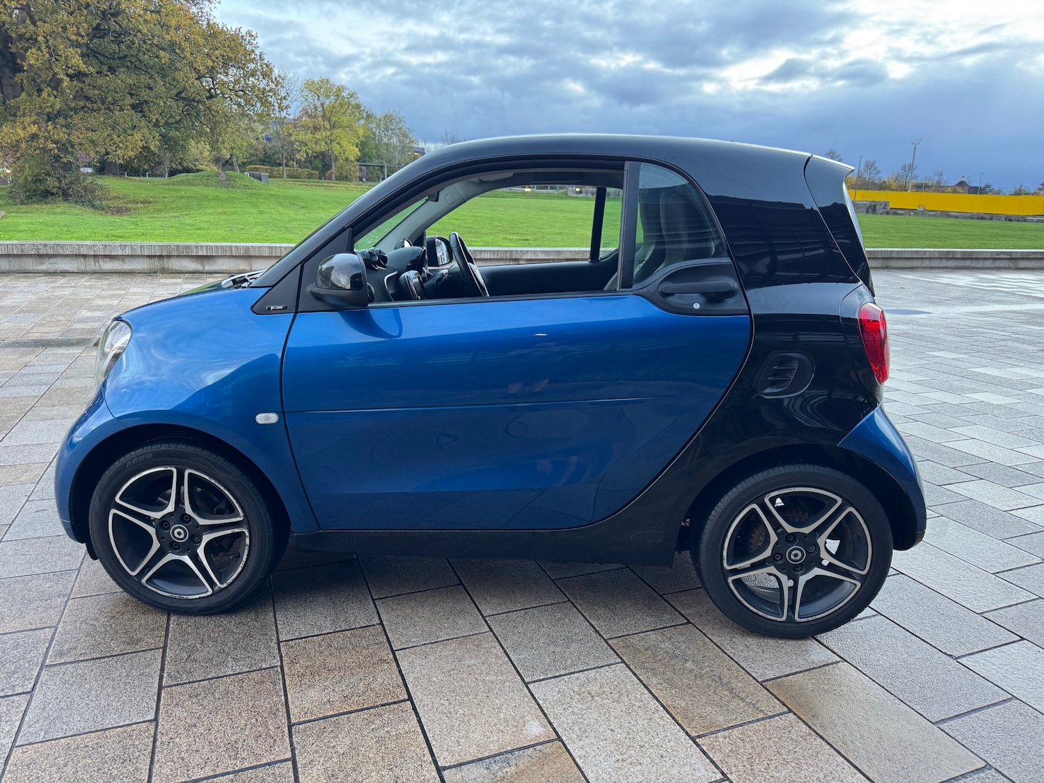 Used smart fortwo 2016 for sale - 76440073: Photo 5