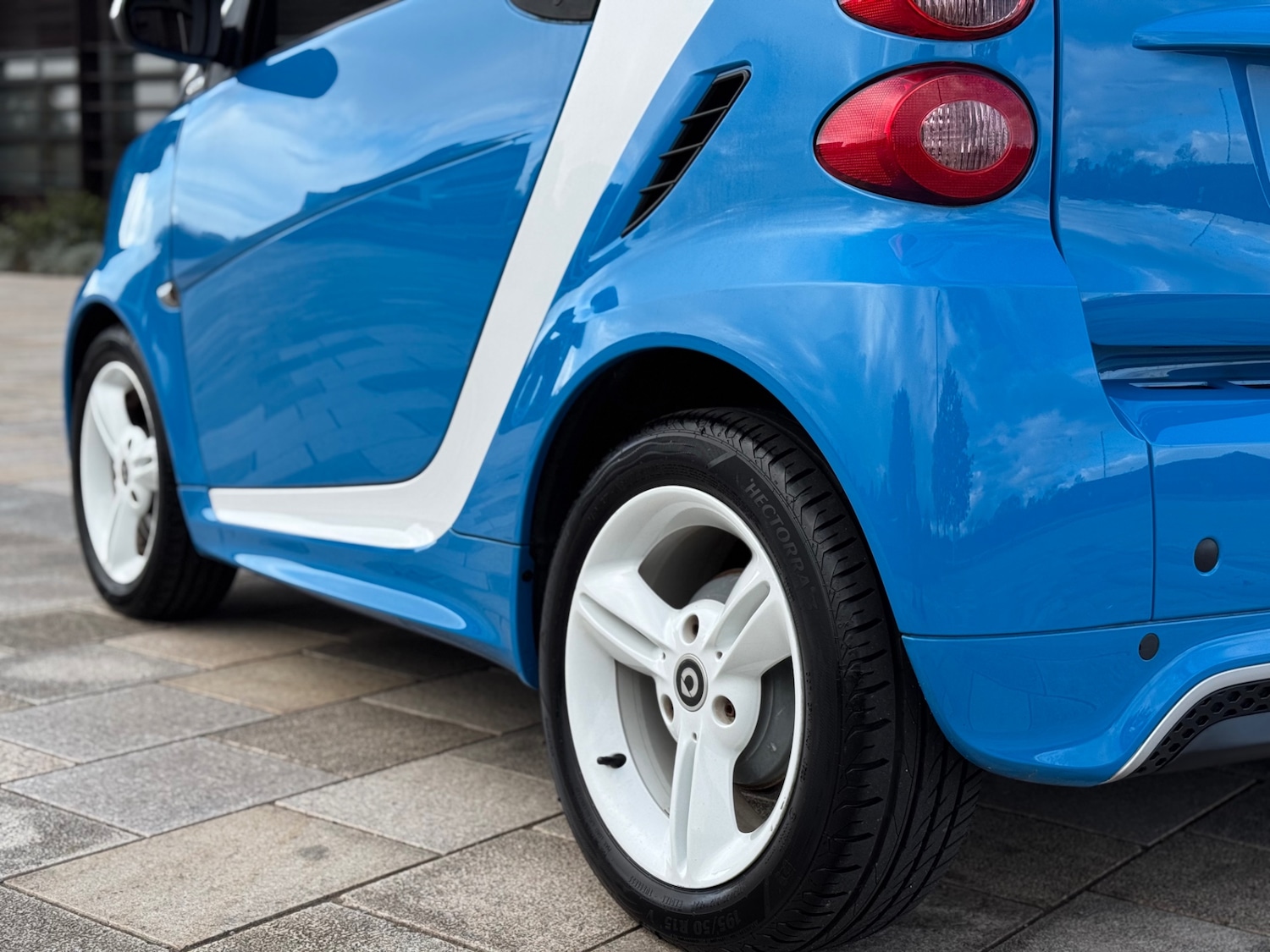 Used smart fortwo 2013 for sale - 76438550: Photo 19