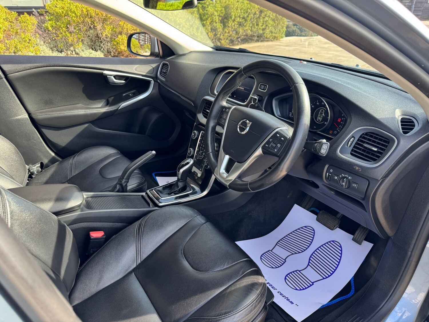 Used Volvo V40 2017 for sale - 78143709: Photo 10