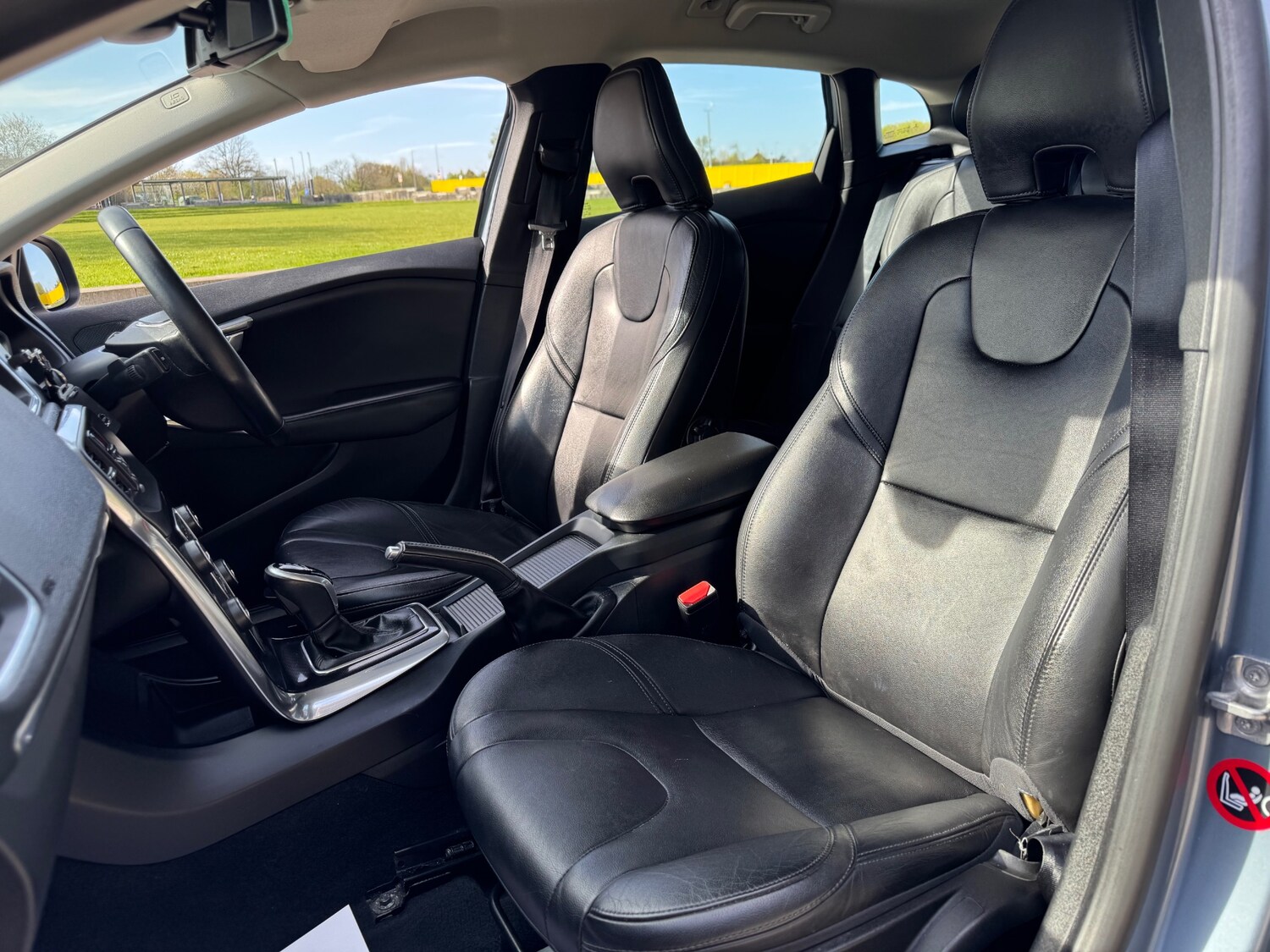 Used Volvo V40 2017 for sale - 78143709: Photo 11