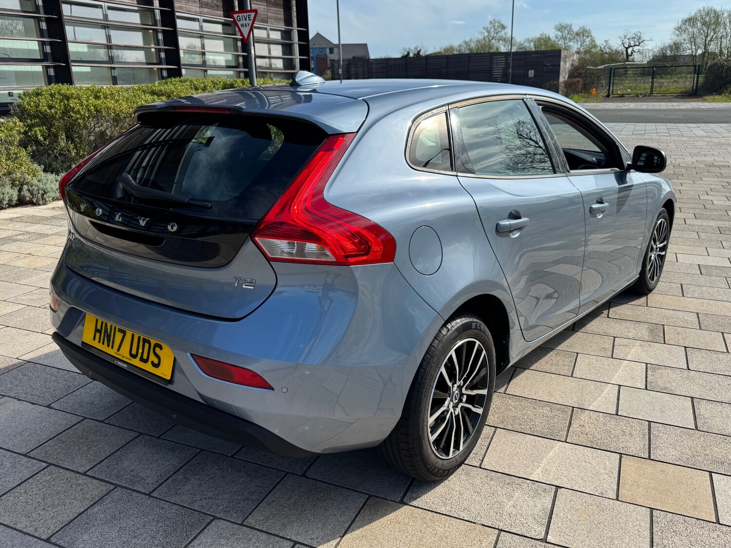 Used Volvo V40 2017 for sale - 78143709: Photo 7
