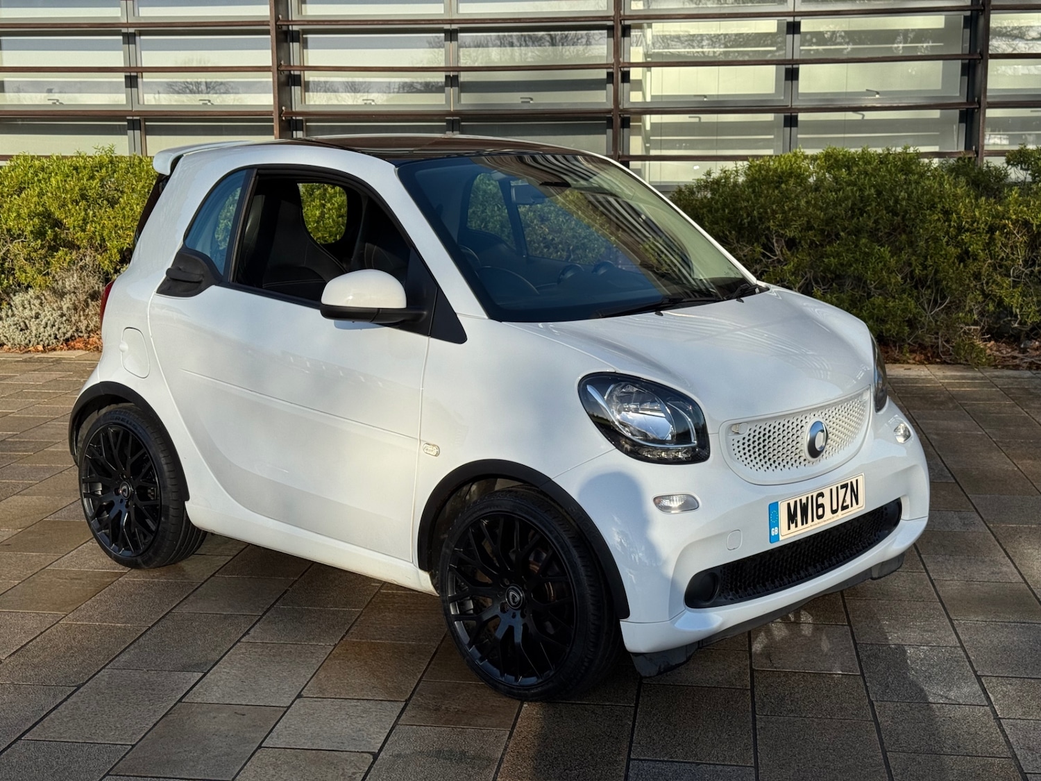 Used smart fortwo 2016 for sale - 77011946: Photo 2