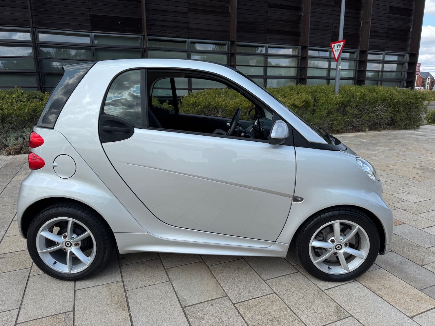 Used smart fortwo 2013 for sale - 76438557: Photo 8