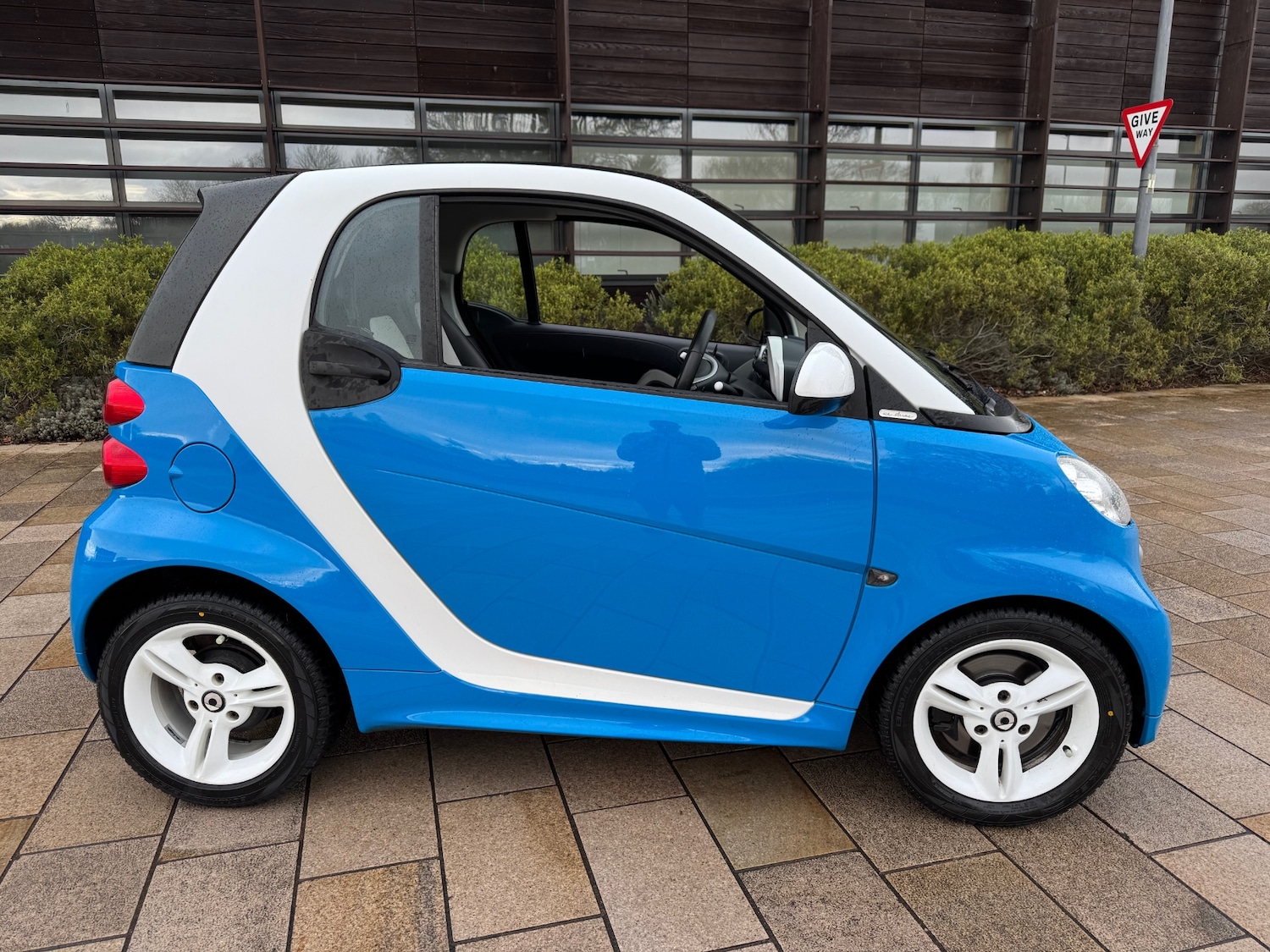 Used smart fortwo 2013 for sale - 77240764: Photo 8