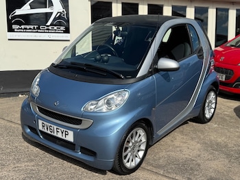 Used smart fortwo 2011 for sale - 76058228: Photo