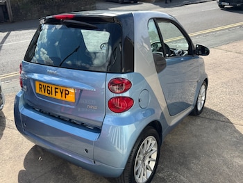 Used smart fortwo 2011 for sale - 76058228: Photo
